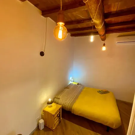 Ruti's House - Monolocale Con Travi A Vista Vicino Malpensa E Milano Rho Fiera * Gallarate