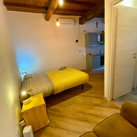 Ruti's House - Monolocale Con Travi A Vista Vicino Malpensa E Milano Rho Fiera *